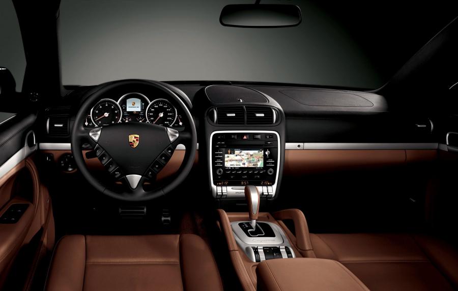  Porsche Cayenne S 2007 года  (фото 29 из 32)